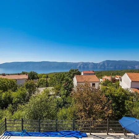 Lurda Krk Villa *