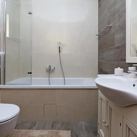 Lurda Krk Linardići