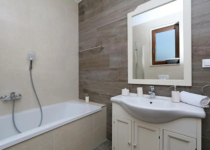 Lurda Krk Linardići